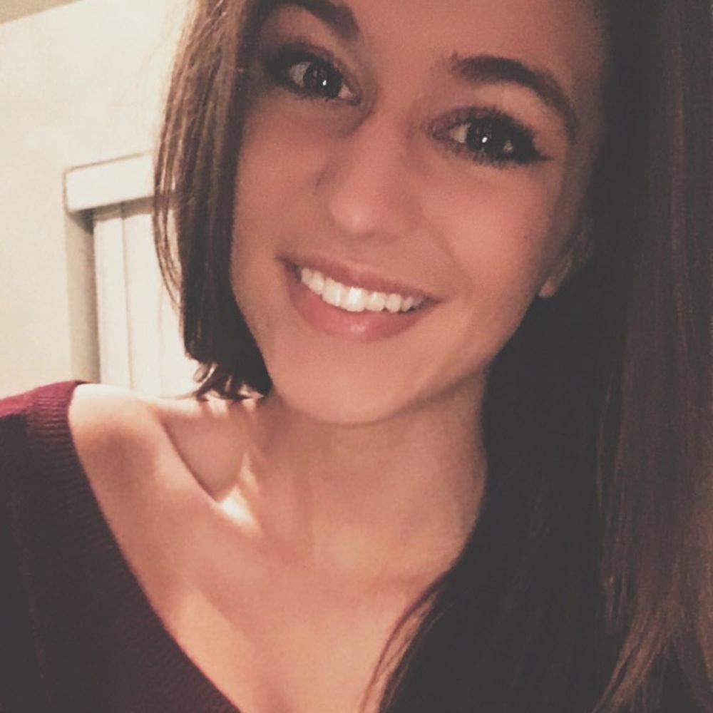 Meet your Posher, Carly